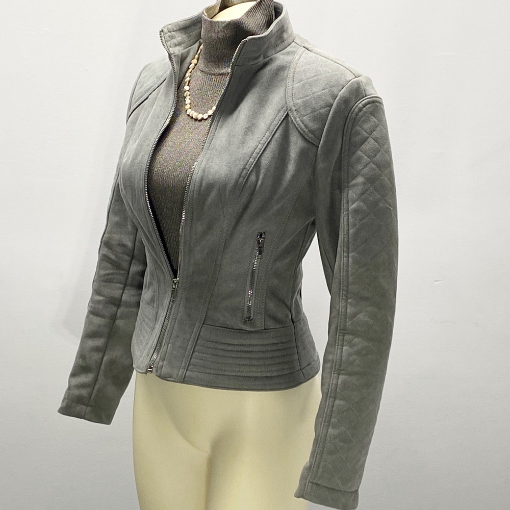 Grey Jacket - Picture 2 of 6